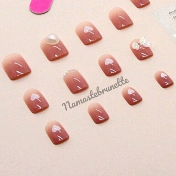 2/$16 24pcs Heart Bows Pearls Press On Nails - Picture 8 of 17